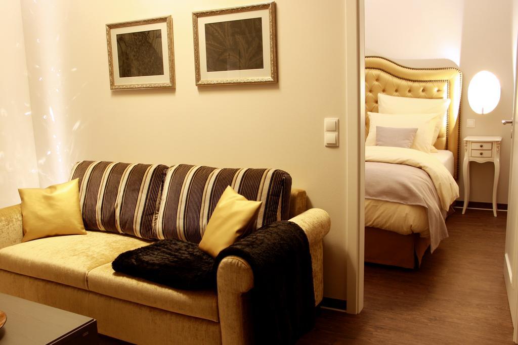 Mr.& Mrs. President Apartment Ерфурт Екстериор снимка