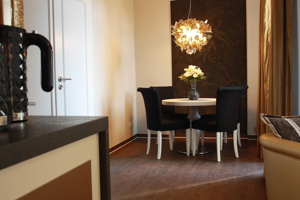 Mr.& Mrs. President Apartment Ерфурт Екстериор снимка